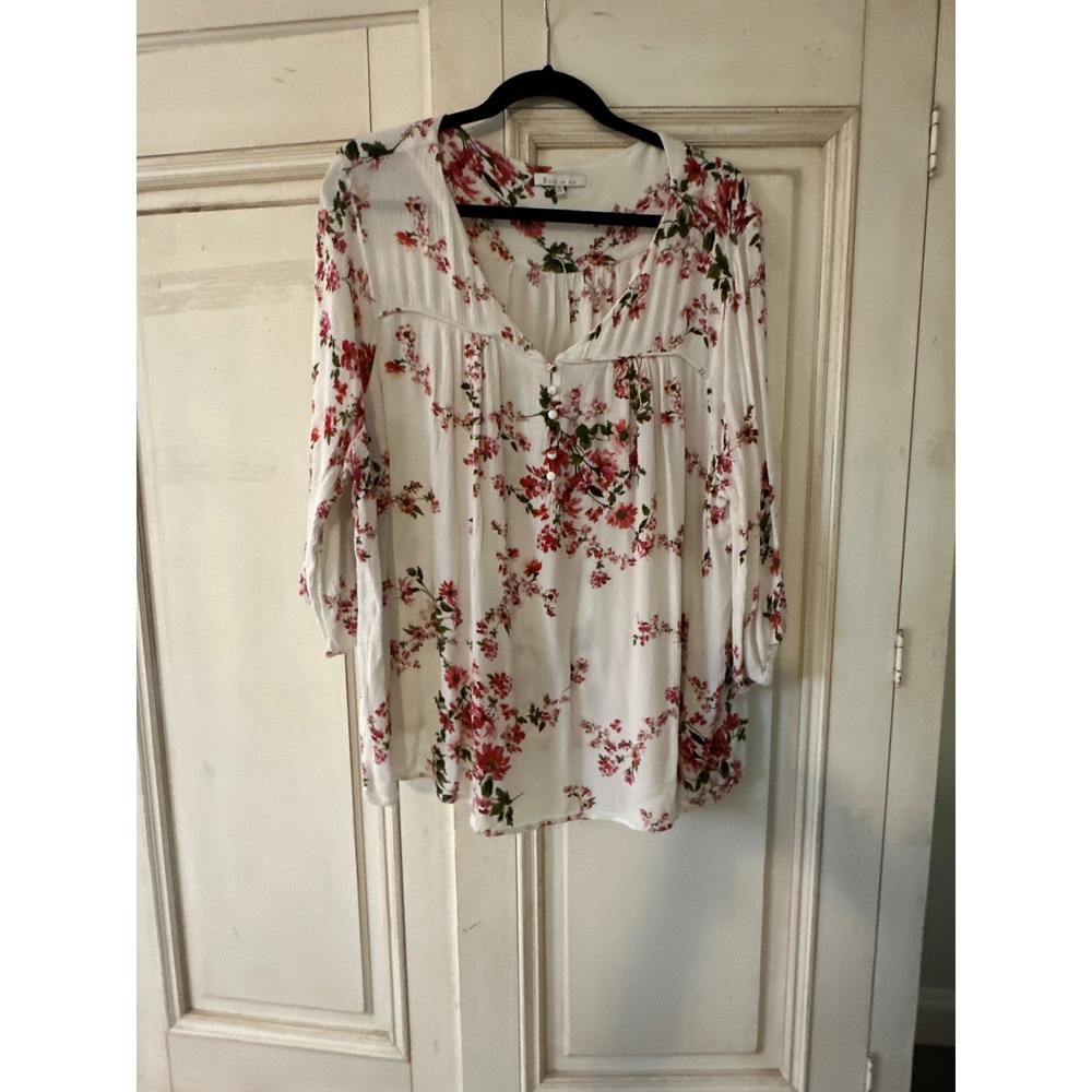 Skies Are Blue Floral V-Neck Blouse White Red Pink 2X Long Sleeve Button Front